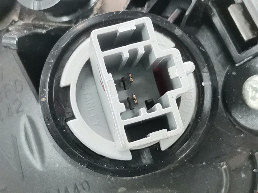 Фонарь задний внутренний правый MAZDA Mazda 3 BL 2009-2013