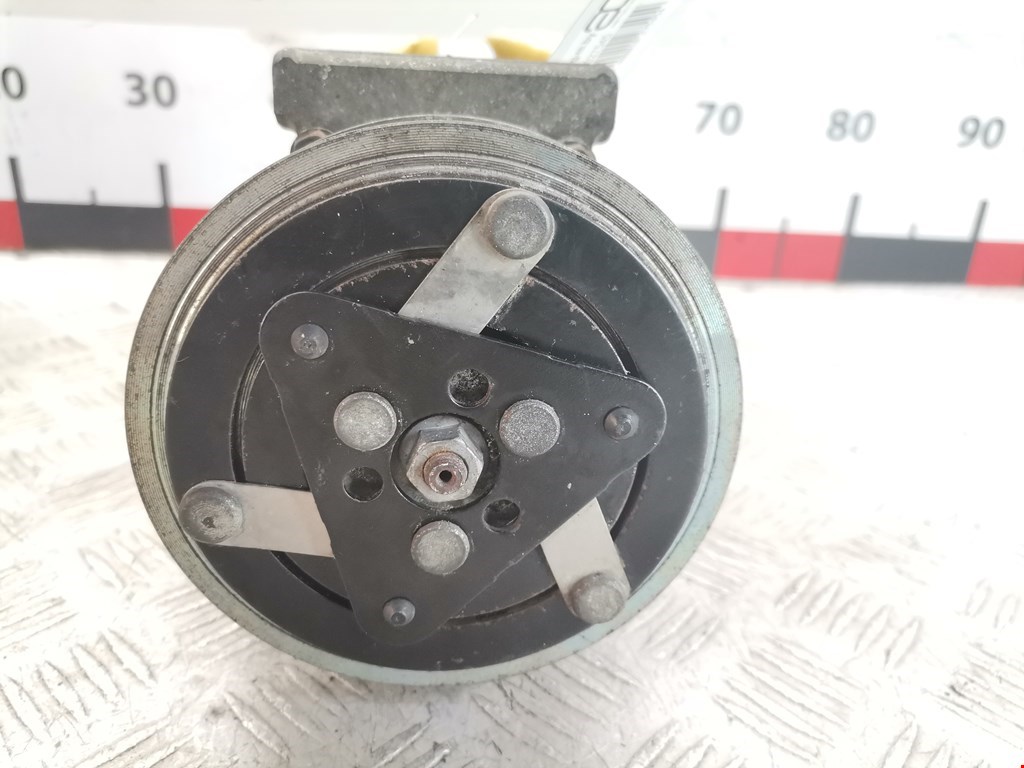 Компрессор кондиционера (системы кондиционирования) FORD Fiesta 2001-2008