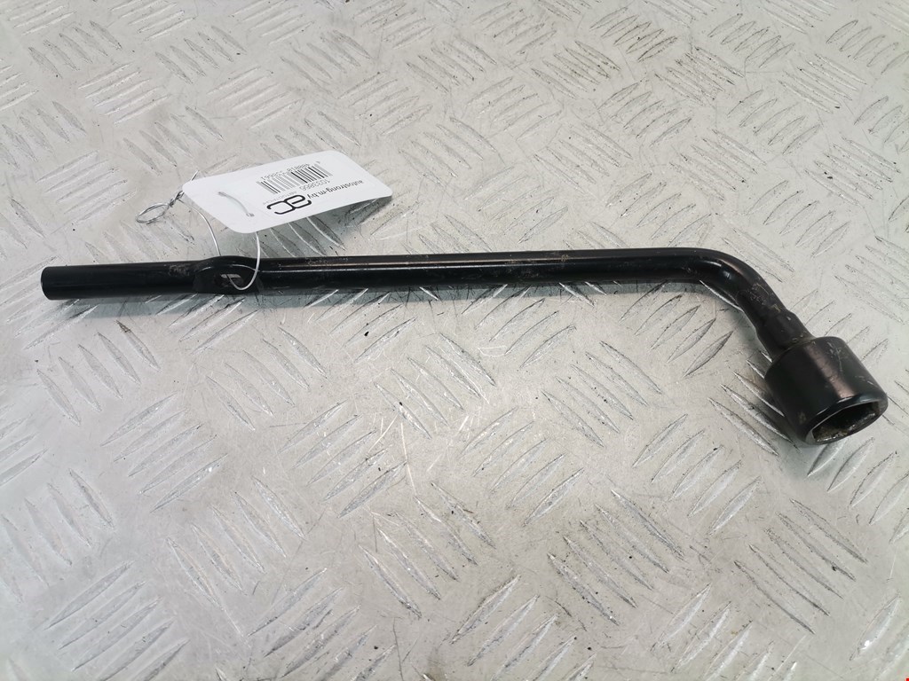 Ключ балонный HYUNDAI i30 2007-2012