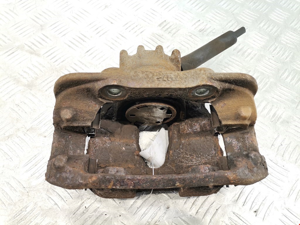 Суппорт передний правый PEUGEOT 308 2007-2015