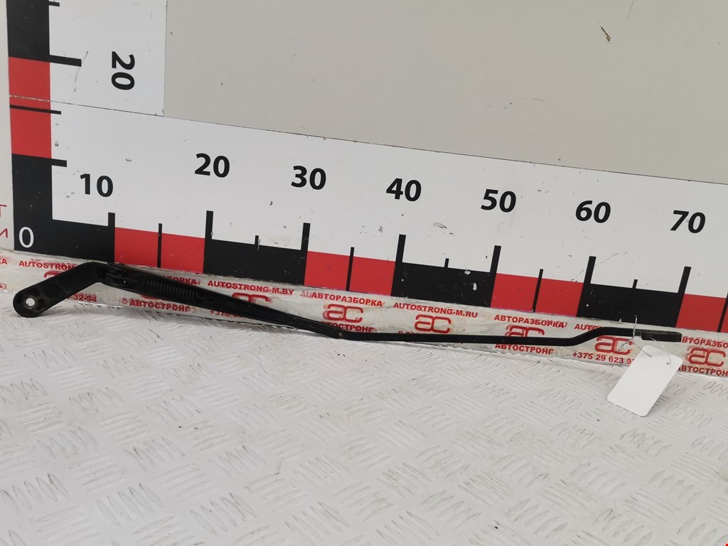 Поводок дворников передний левый/ правый VOLKSWAGEN Golf IV 1997-2003