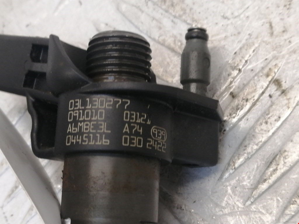 Форсунка дизельная электрическая VOLKSWAGEN Passat B6 2005-2011