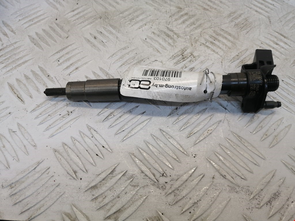 Форсунка дизельная электрическая VOLKSWAGEN Passat B6 2005-2011