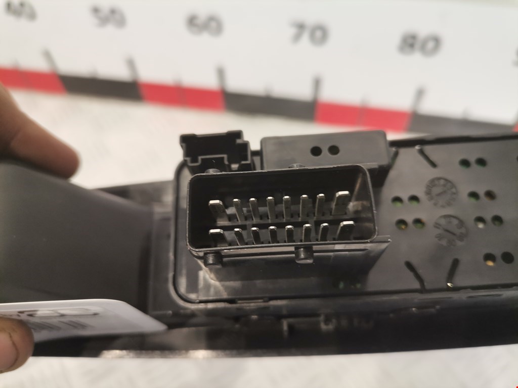 Блок управления стеклоподъемниками CITROEN DS3 2009-2015