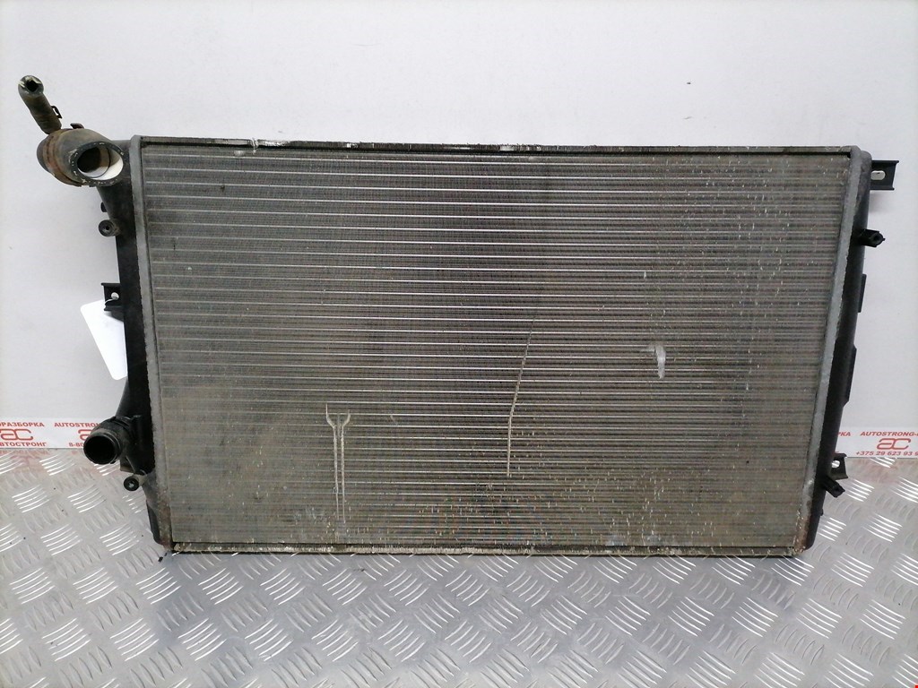 Радиатор основной VOLKSWAGEN Caddy III 2004-2015