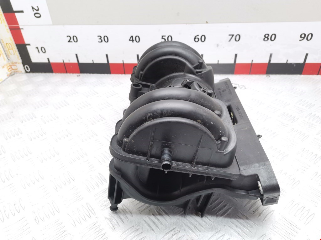 Коллектор впускной VOLKSWAGEN Polo III 1994-2001