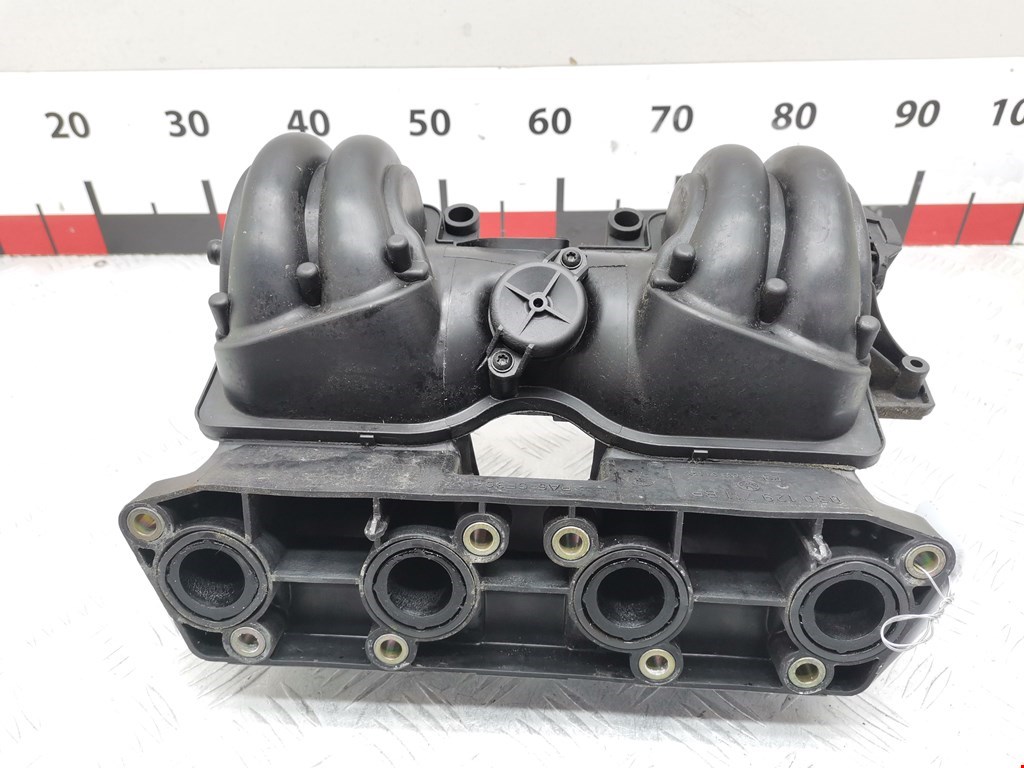 Коллектор впускной VOLKSWAGEN Polo III 1994-2001