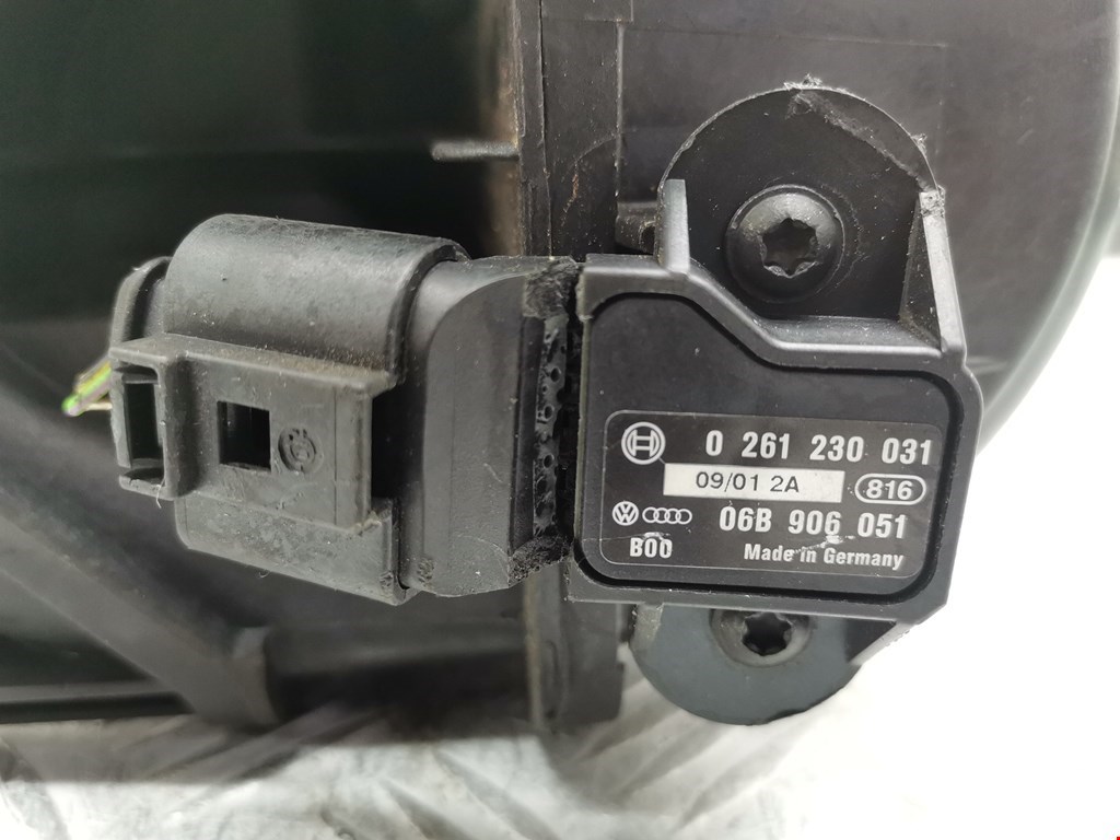 Коллектор впускной VOLKSWAGEN Polo III 1994-2001