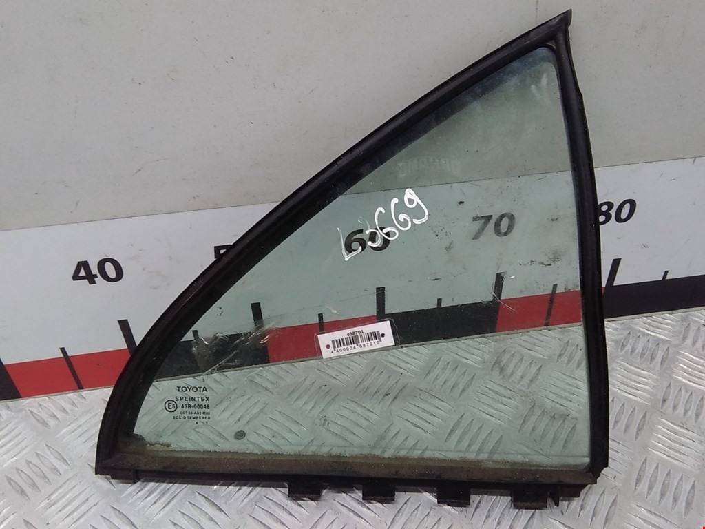 Стекло двери задней правой (форточка) Toyota Avensis 2 (T250) (2003-2010)