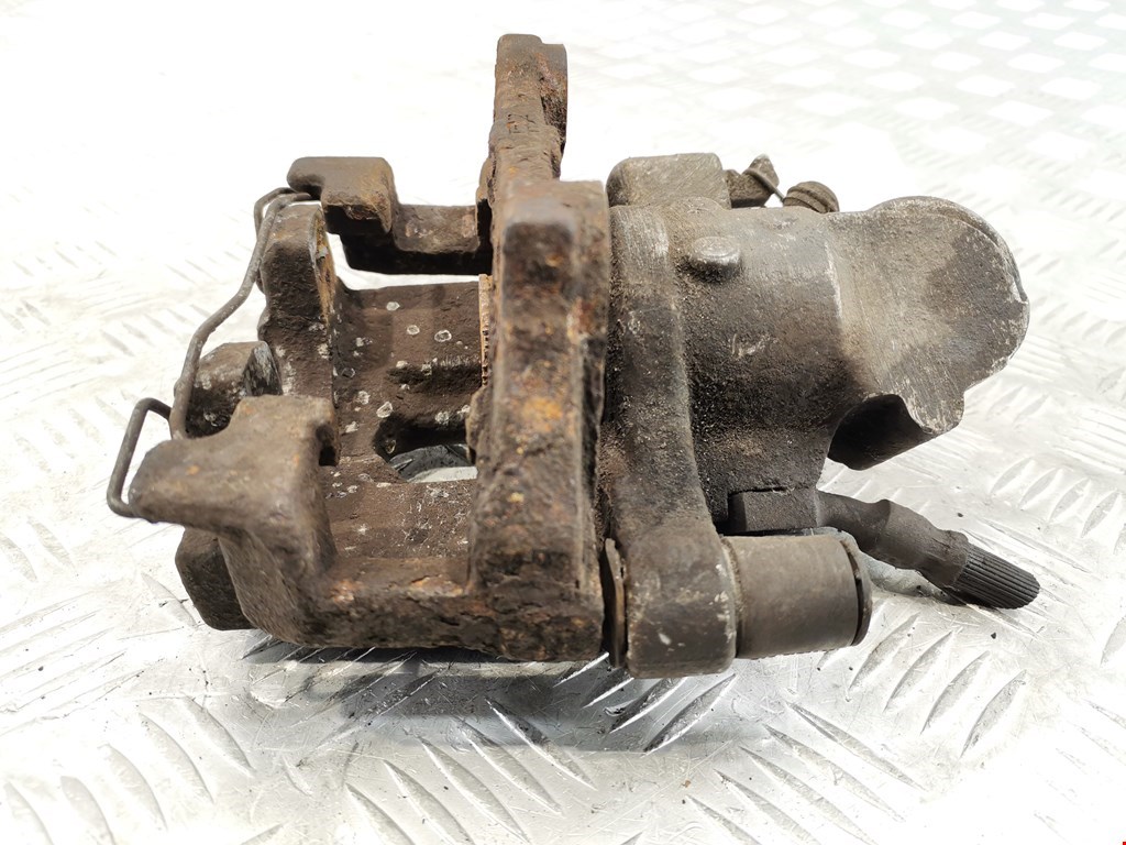 Суппорт задний правый OPEL Signum 2003-2008