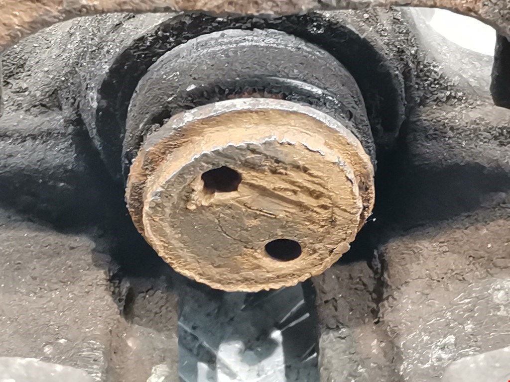 Суппорт задний правый OPEL Signum 2003-2008