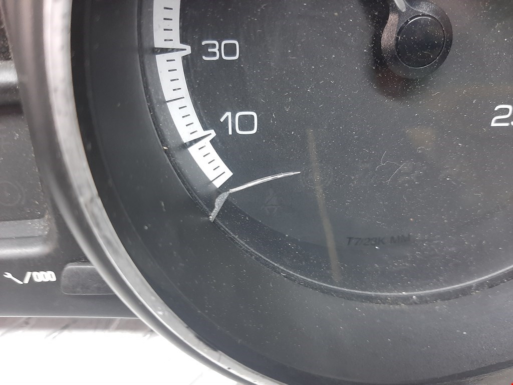 Панель приборов (щиток) PEUGEOT 308 2007-2015