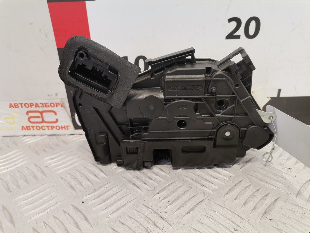 Замок двери передней левой VOLKSWAGEN Golf VI 2009-2012