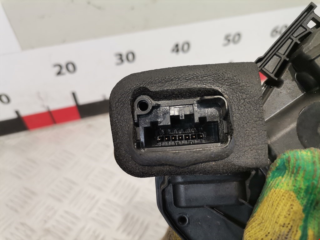 Замок двери передней левой VOLKSWAGEN Golf VI 2009-2012