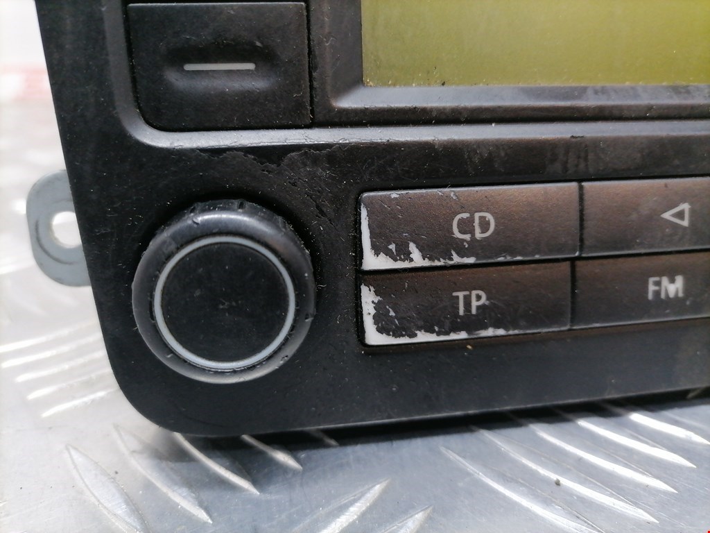 Магнитола VOLKSWAGEN Golf V 2003-2009
