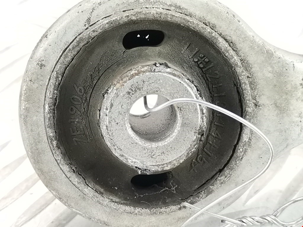 Рычаг передний правый AUDI A4 B5 1995-2001