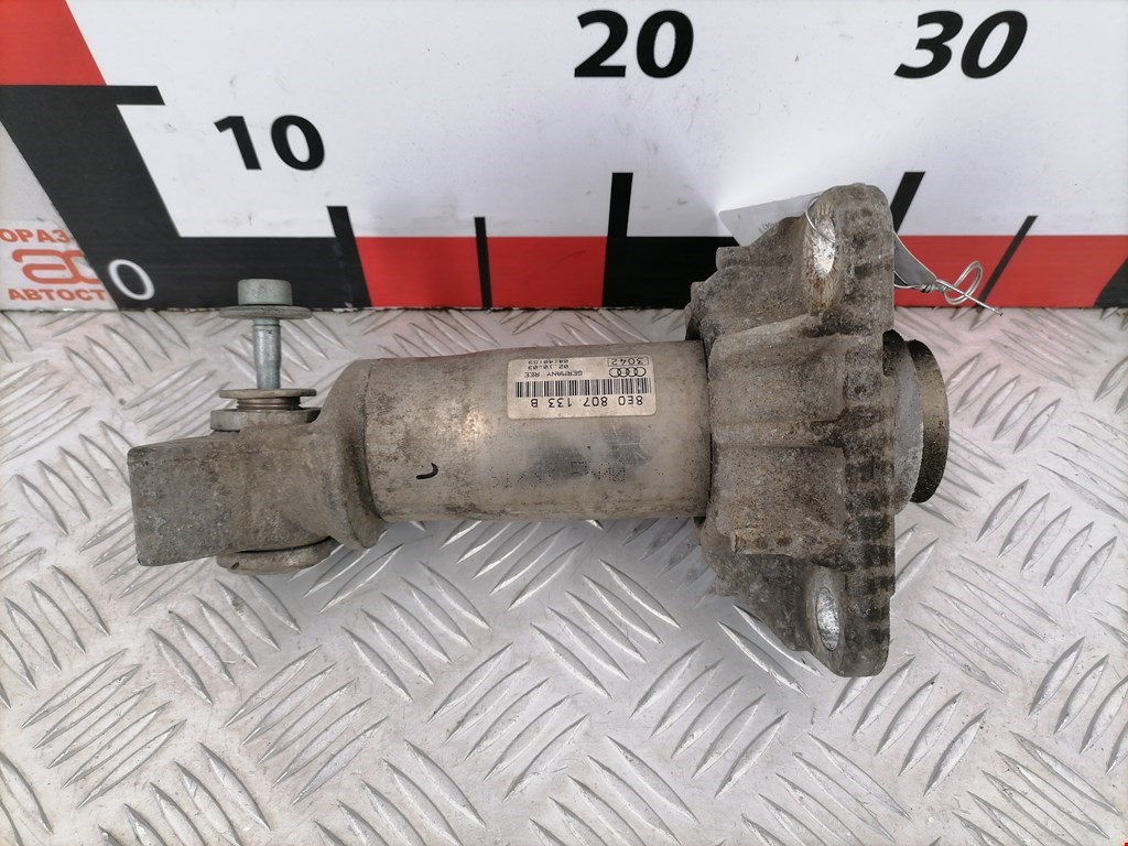 Отбойник бампера передний левый Audi A4 B6 (2000-2006)