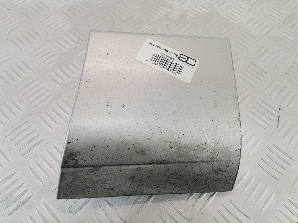 Накладка (молдинг) крыла переднего правого Audi Q7 4L (2005-2015)