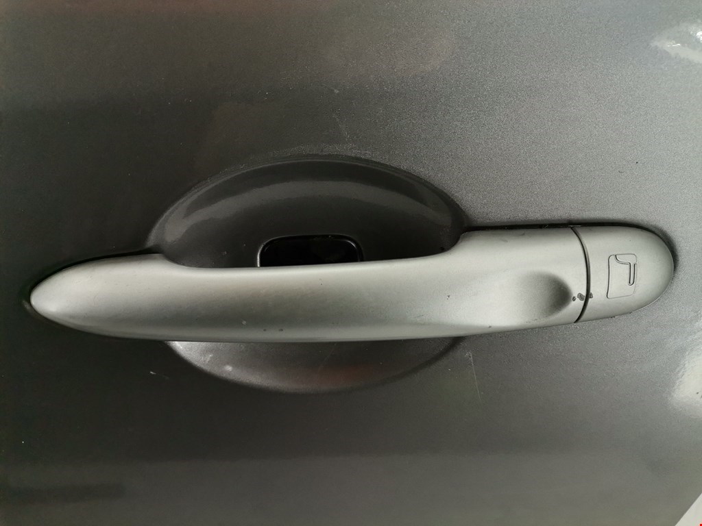 Дверь передняя левая RENAULT Megane III 2009-2016