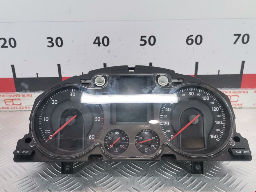 Панель приборов (щиток) VOLKSWAGEN Passat B6 2005-2011