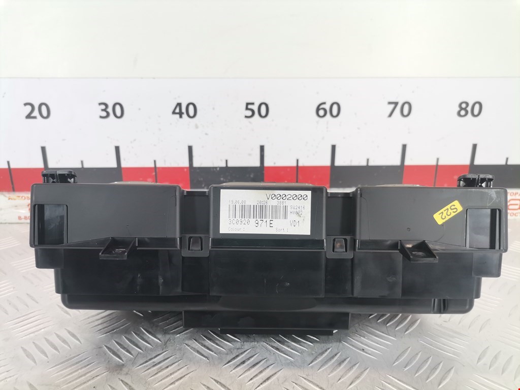 Панель приборов (щиток) VOLKSWAGEN Passat B6 2005-2011