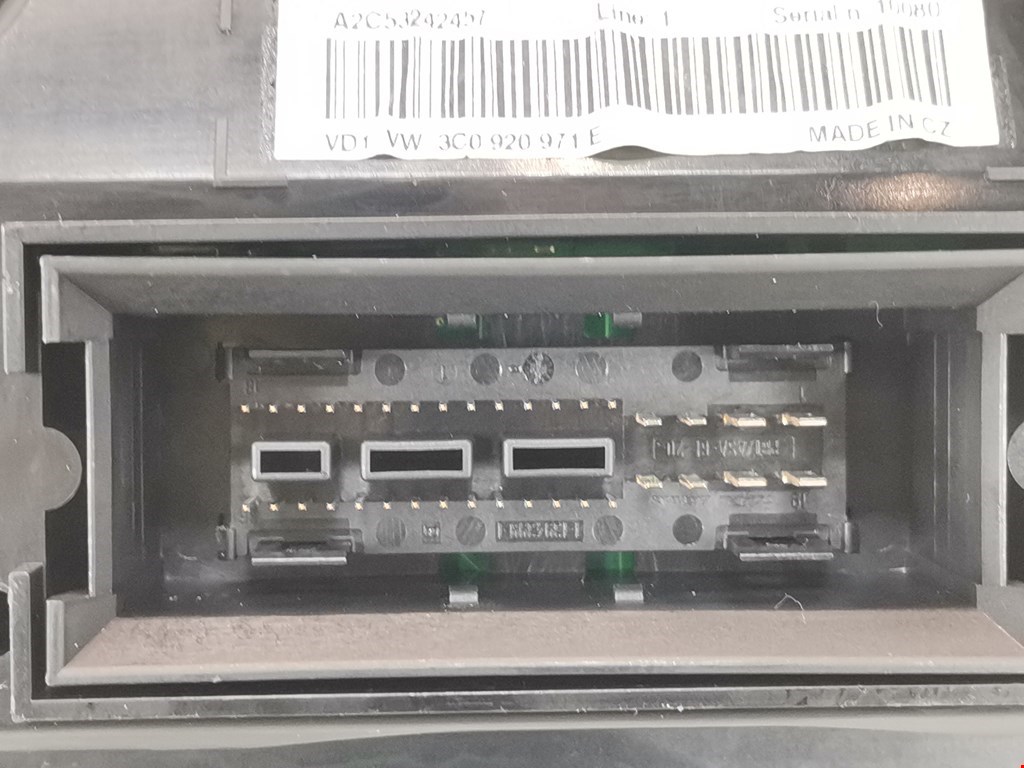 Панель приборов (щиток) VOLKSWAGEN Passat B6 2005-2011