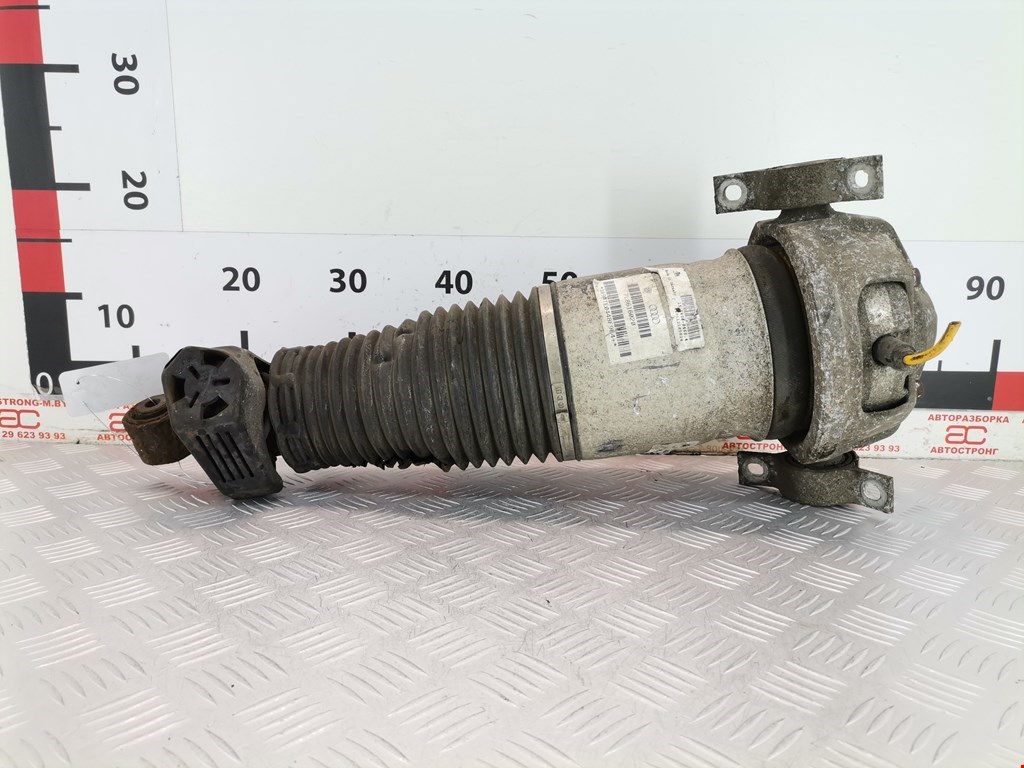 Пневмоподушка задняя правая Audi Q7 4L (2005-2015)