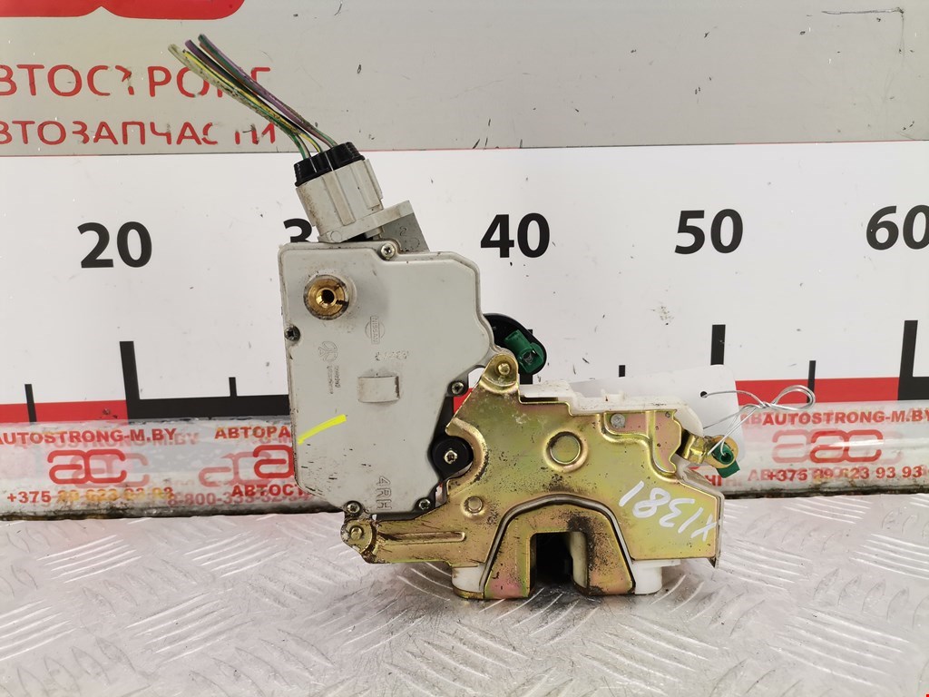 Замок двери передней правой NISSAN Primera P11 1996-2002