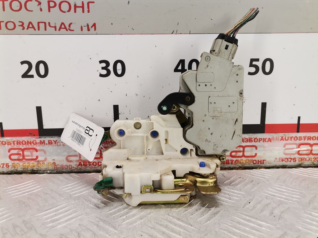 Замок двери передней правой NISSAN Primera P11 1996-2002