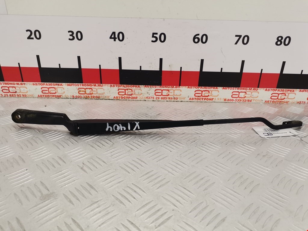 Поводок дворников передний левый/ правый VOLKSWAGEN Golf IV 1997-2003