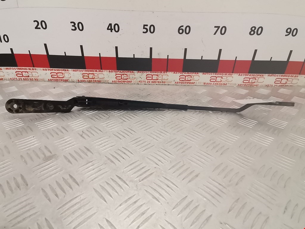 Поводок дворников передний левый/ правый VOLKSWAGEN Golf IV 1997-2003
