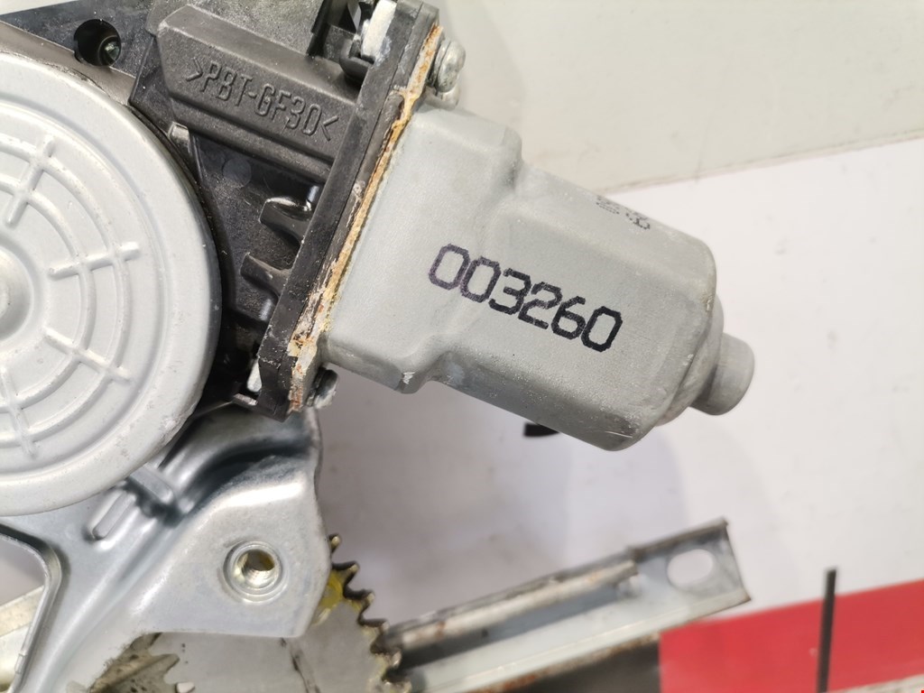 Стеклоподъемник передний правый MITSUBISHI ASX 2010-н.в.