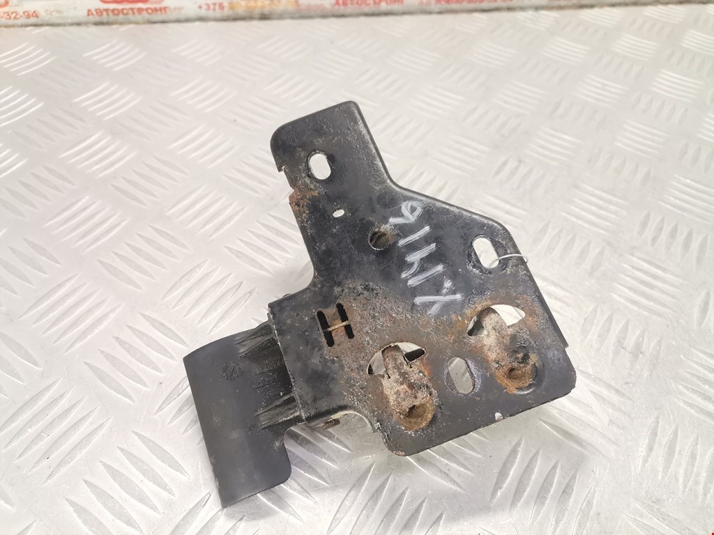 Замок капота VOLKSWAGEN Polo IV 2001-2009