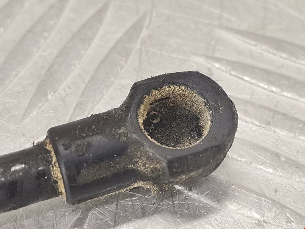 Амортизатор капота левый=правый VOLKSWAGEN Golf IV 1997-2003