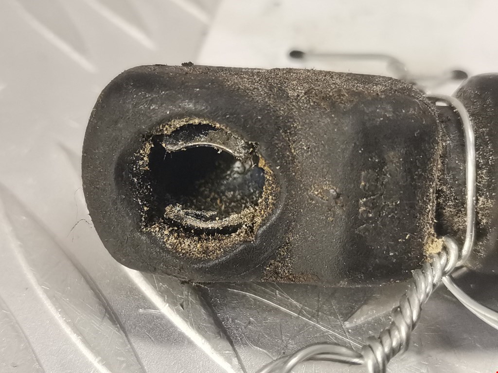 Амортизатор капота левый=правый VOLKSWAGEN Golf IV 1997-2003