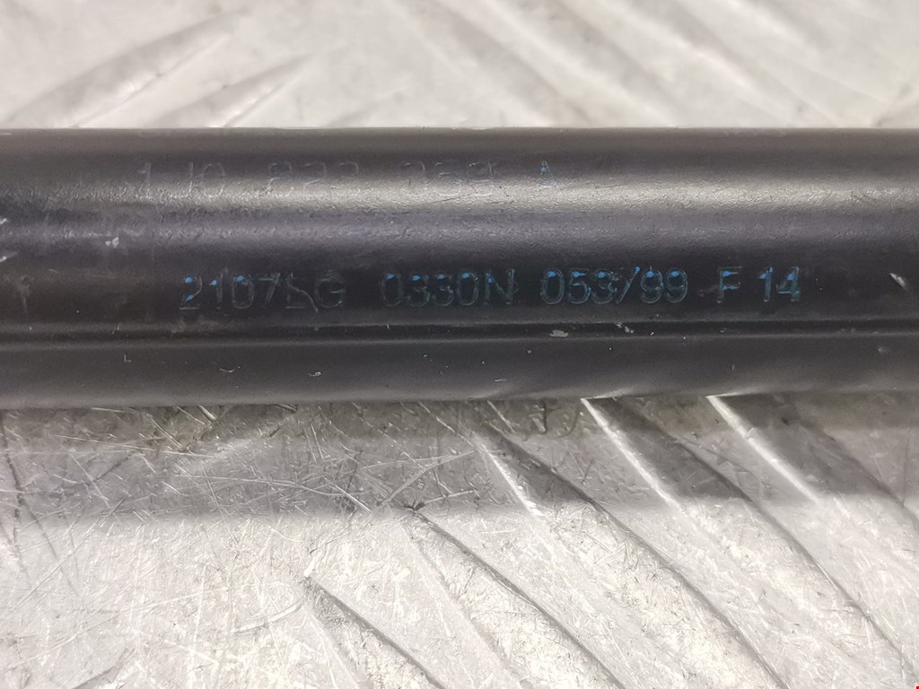 Амортизатор капота левый=правый VOLKSWAGEN Golf IV 1997-2003