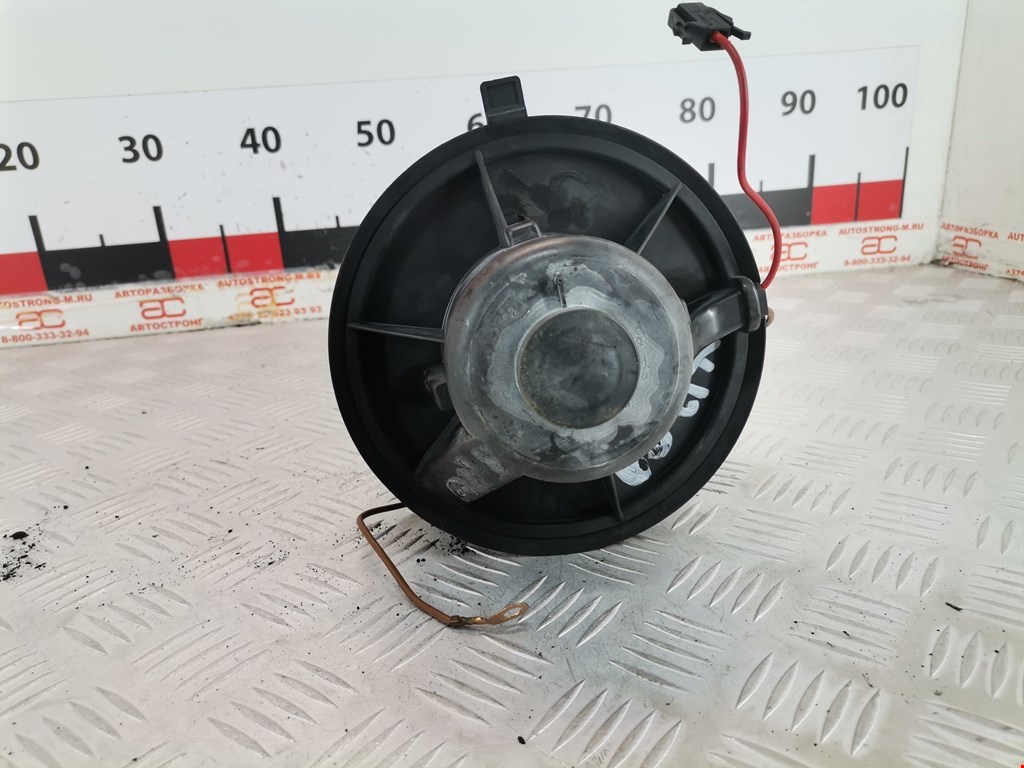 Моторчик (мотор) отопителя салона VOLKSWAGEN Golf III 1991-1997