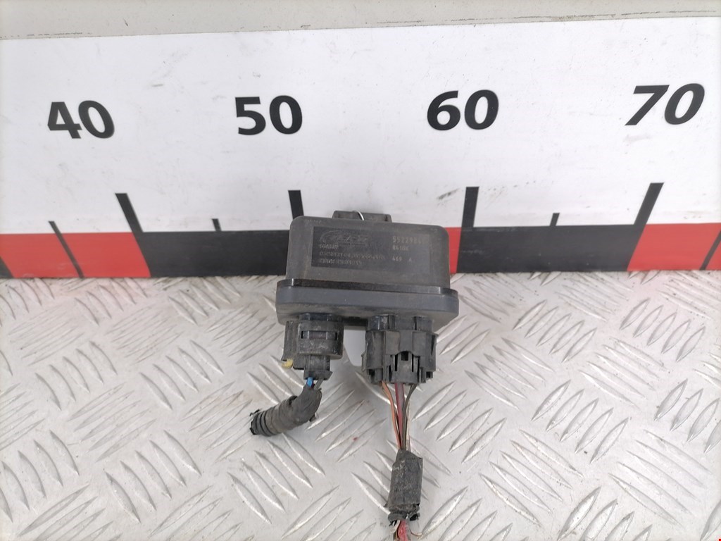 Реле свечей накала OPEL Combo D 2011-2017