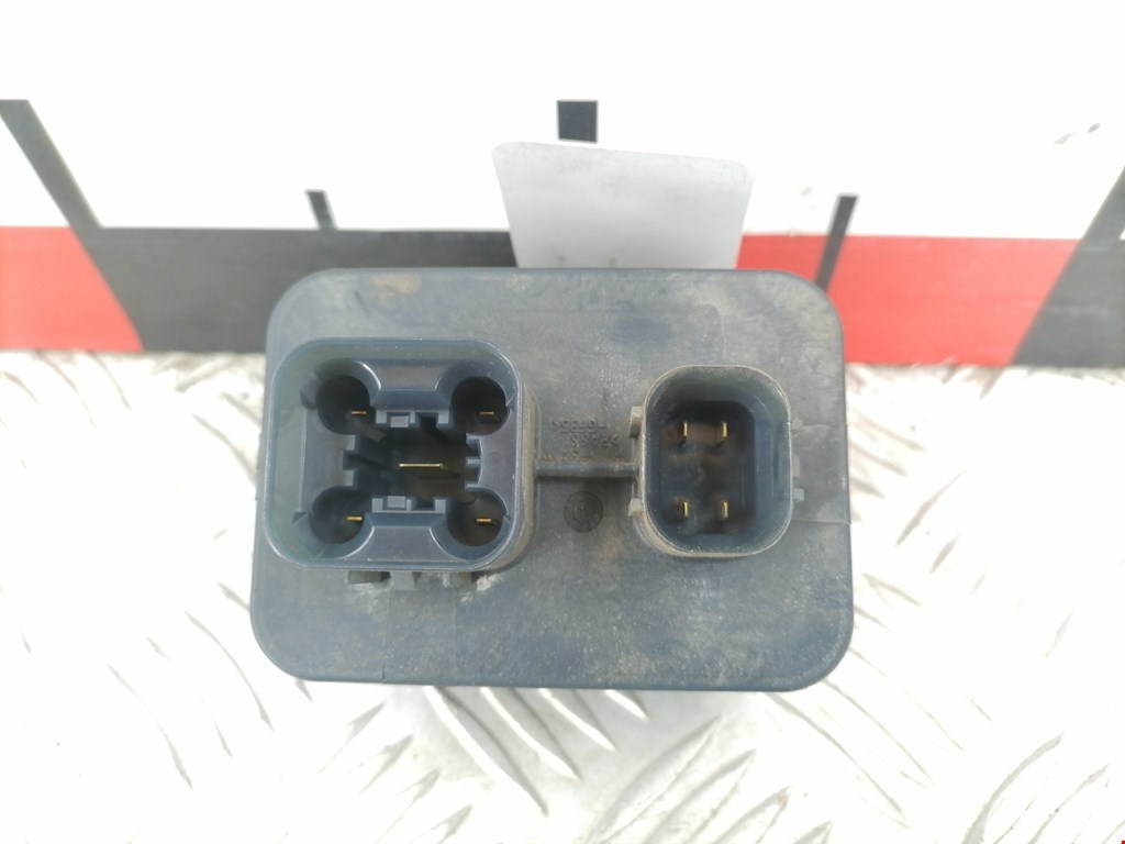 Реле свечей накала OPEL Combo D 2011-2017