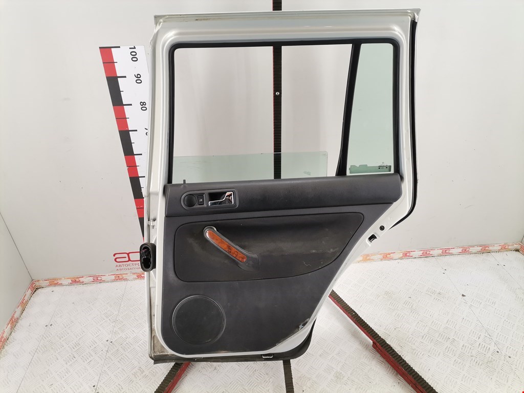 Дверь задняя правая VOLKSWAGEN Bora 1998-2005