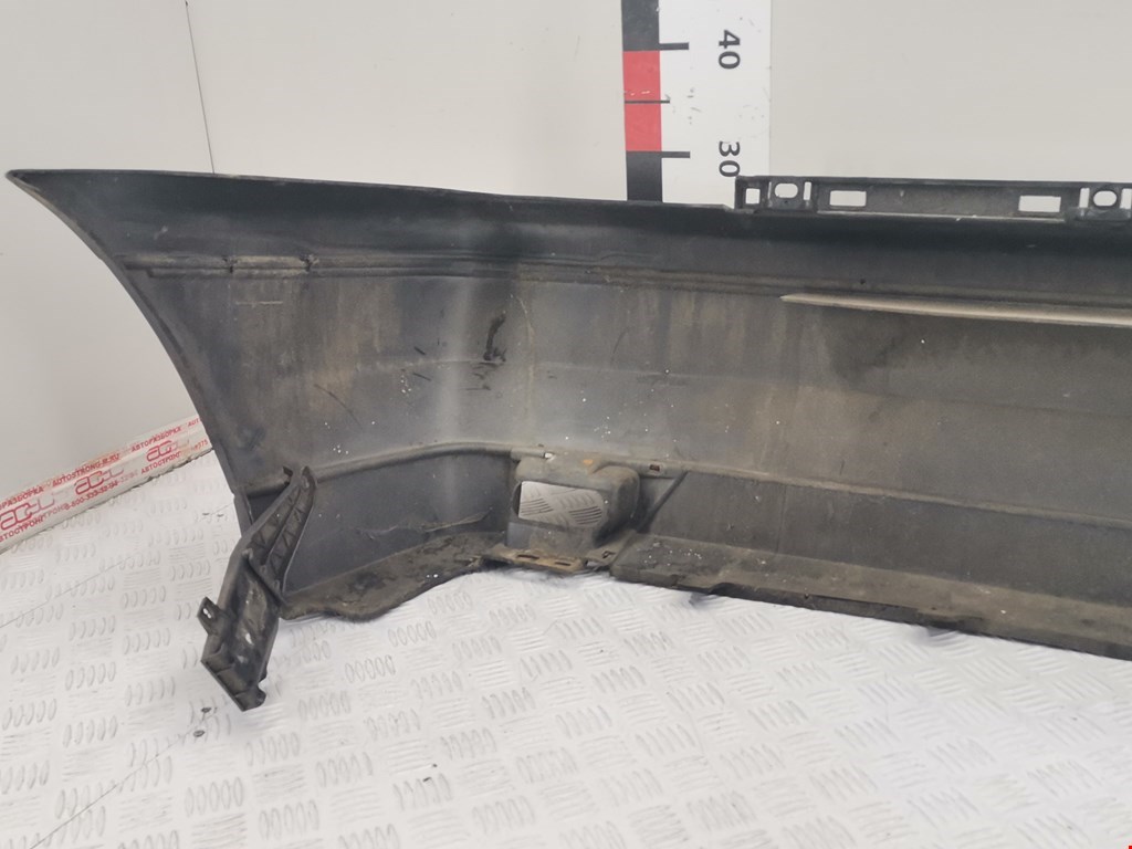 Бампер задний VOLKSWAGEN Golf III 1991-1997