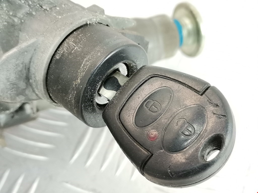 Замок зажигания VOLKSWAGEN Golf IV 1997-2003
