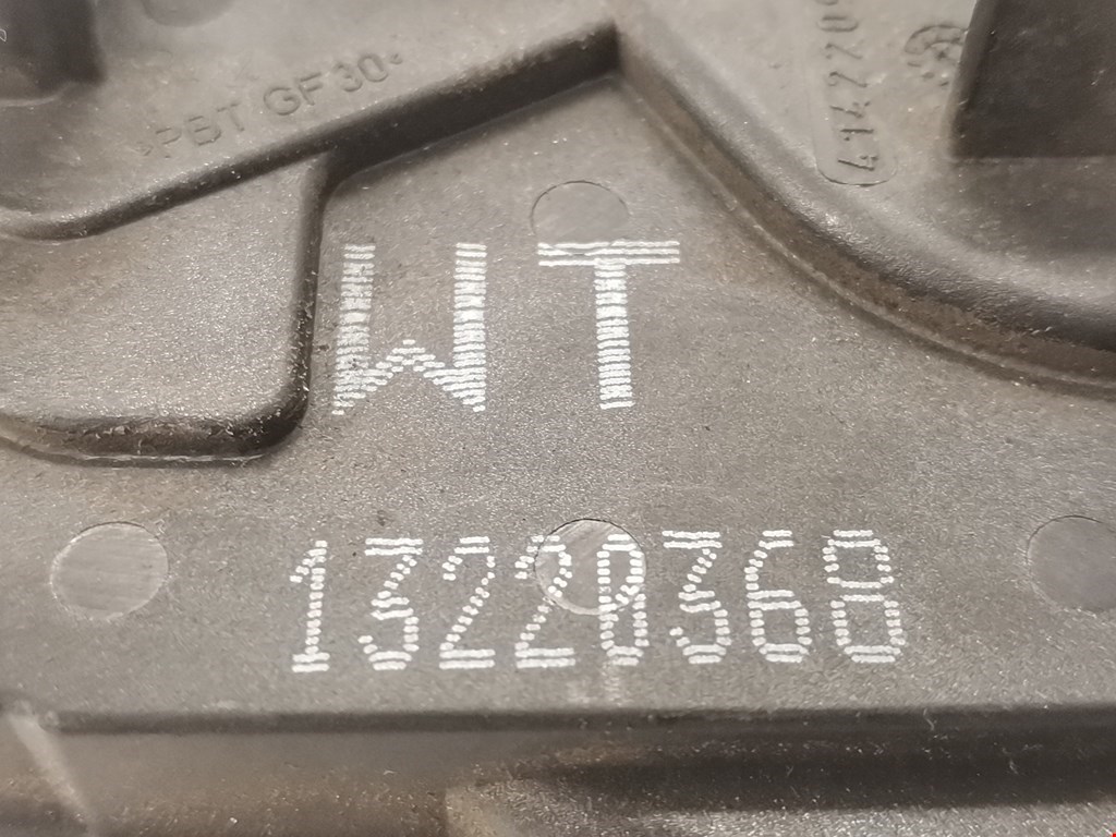 Замок двери передней правой OPEL Astra H/Family 2004-2015