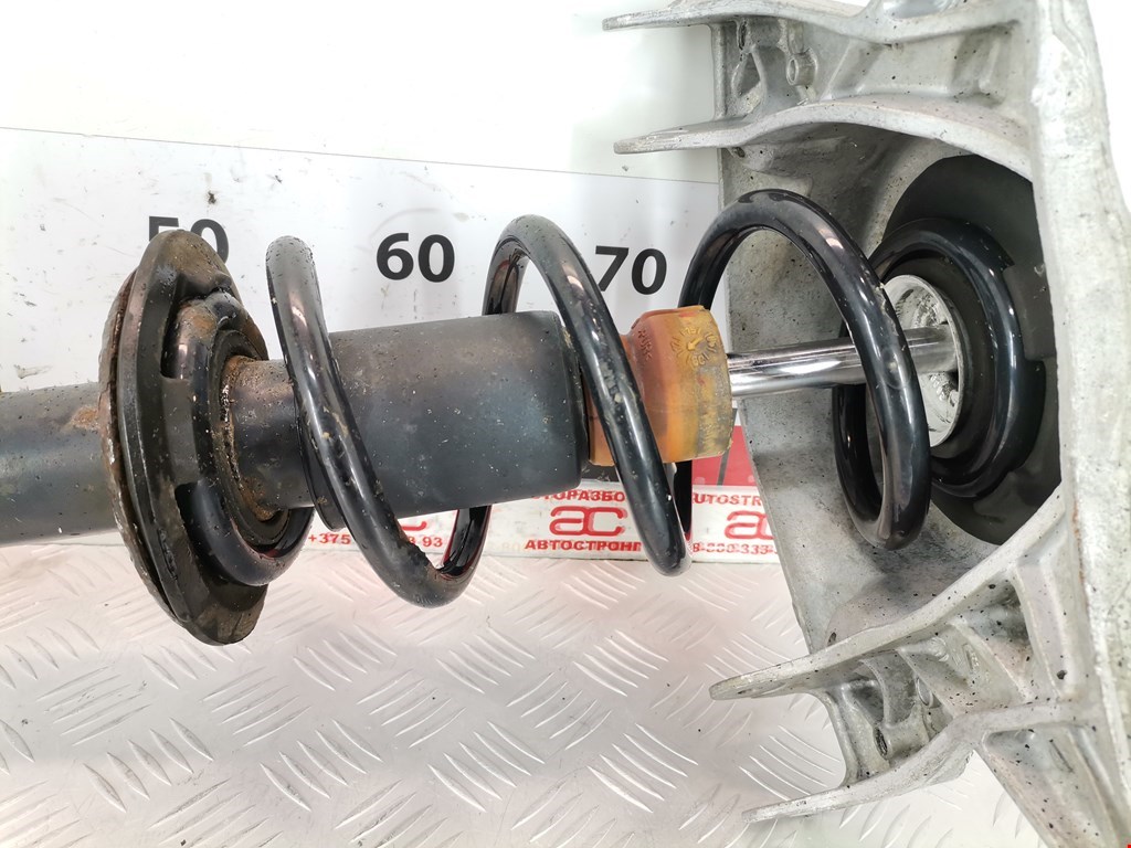 Амортизатор передний правый AUDI A4 B8 2007-2015