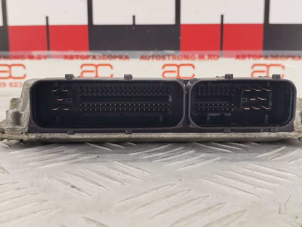 Блок управления двигателя (ЭБУ) VOLKSWAGEN Polo IV 2001-2009