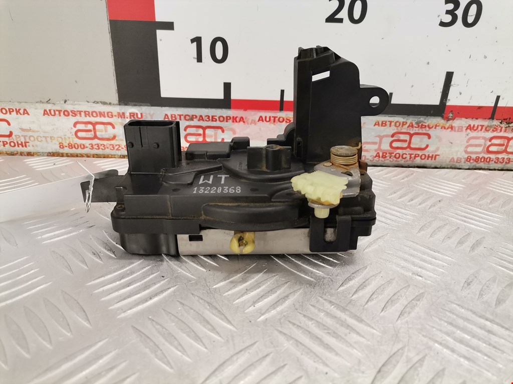 Замок двери передней правой OPEL Astra H/Family 2004-2015