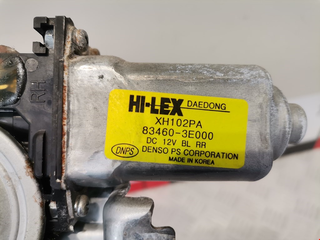 Стеклоподъемник задний правый KIA Sorento 2002-2009