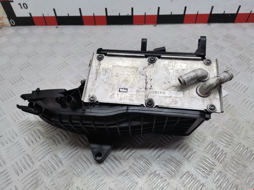 Коллектор впускной VOLKSWAGEN Jetta V 2005-2011