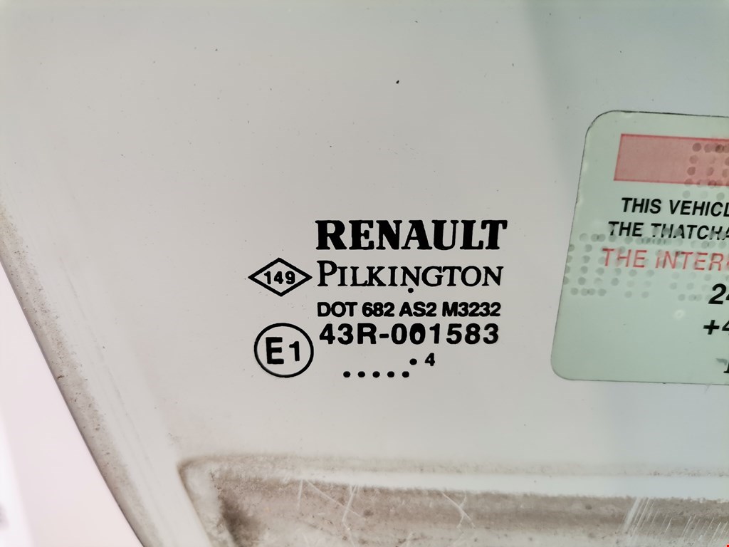 Стекло двери переднее правое RENAULT Modus 2004-2012