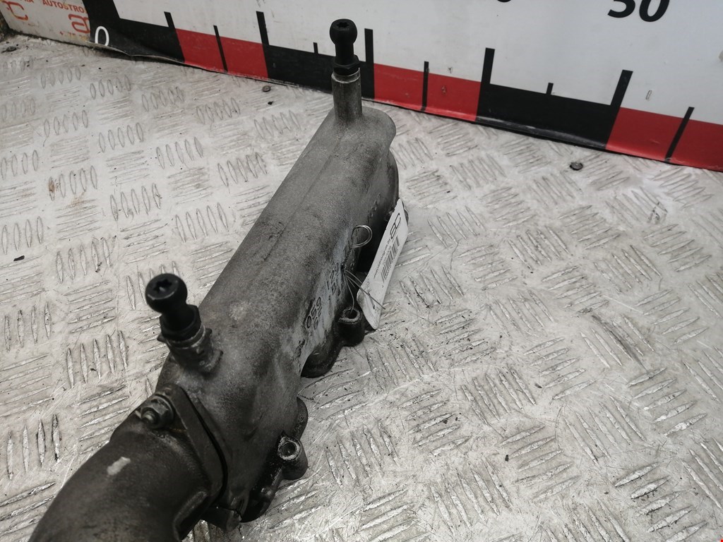 Коллектор впускной AUDI A4 B6 2001-2005